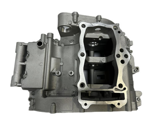 Pièces moulées sous pression en alliage d'aluminium Moteur de motocarte Carter à deux cylindres