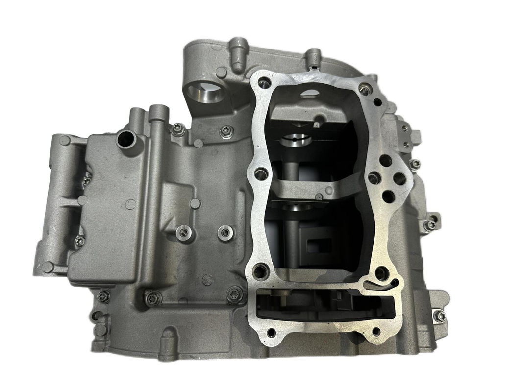 Pièces moulées sous pression en alliage d'aluminium Moteur de motocarte Carter à deux cylindres