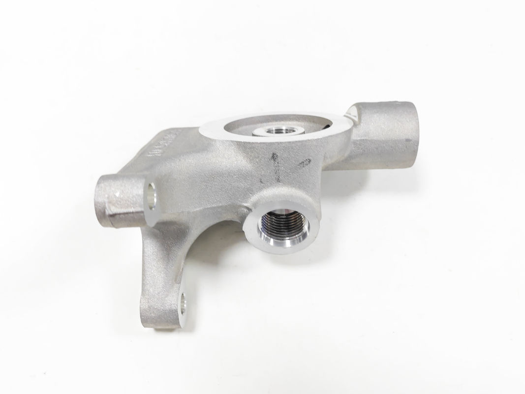 Base pour distributeur d'huile de coulée en alliage d'aluminium