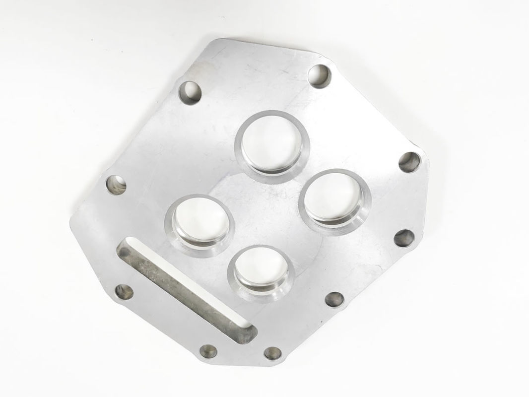 ADC12 A380 A360 A383 Pièces de coulée en aluminium haute pression pour le refroidisseur de moteur de camion