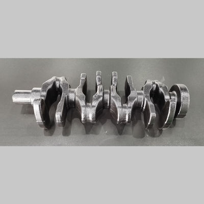 Éteinture et trempage d'un vilebrequin en acier forgé à la pression pour moteur automobile à 4 cylindres